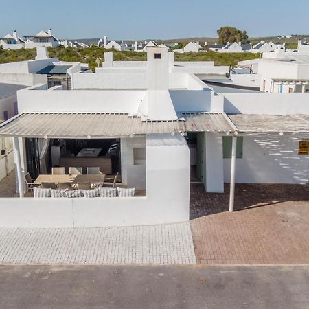 Over The Moon Paternoster Exterior foto
