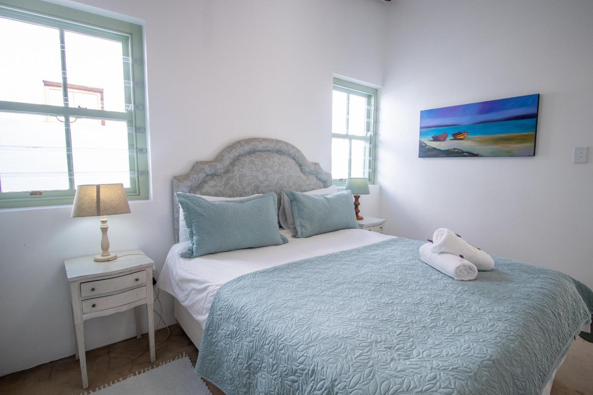 Over The Moon Paternoster Exterior foto