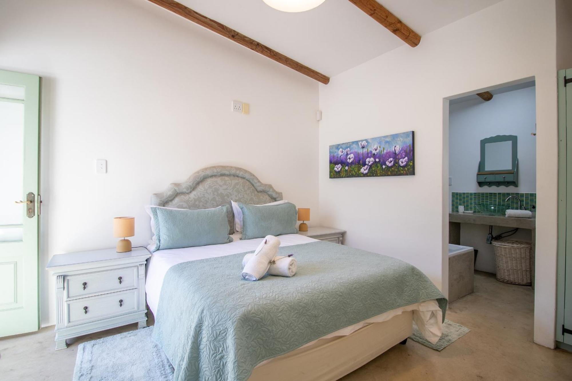 Over The Moon Paternoster Exterior foto
